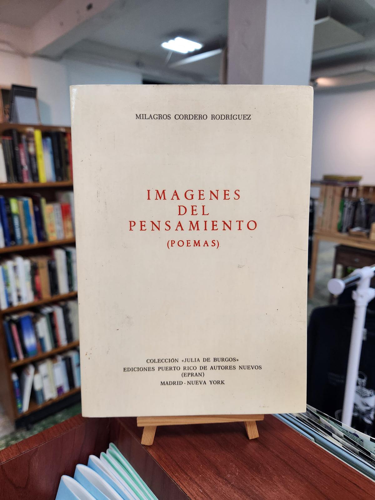 Imágenes del pensamiento (poemas) - Milagros Cordero Rodríguez