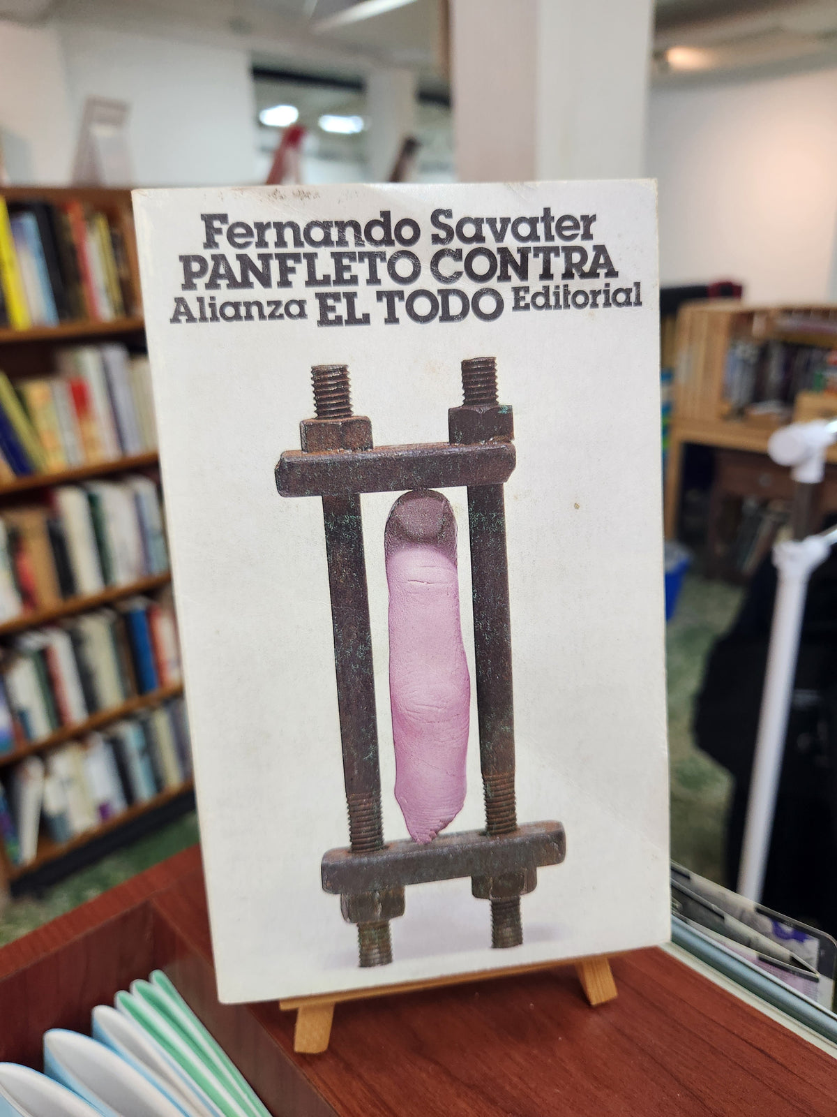 Panfleto contra el todo - Fernando Savater